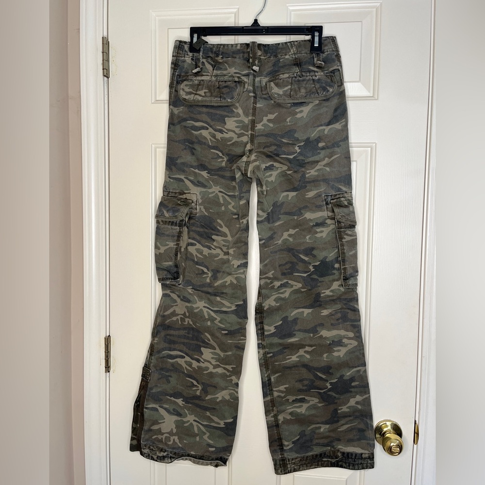 Camouflage military jeans, size 18